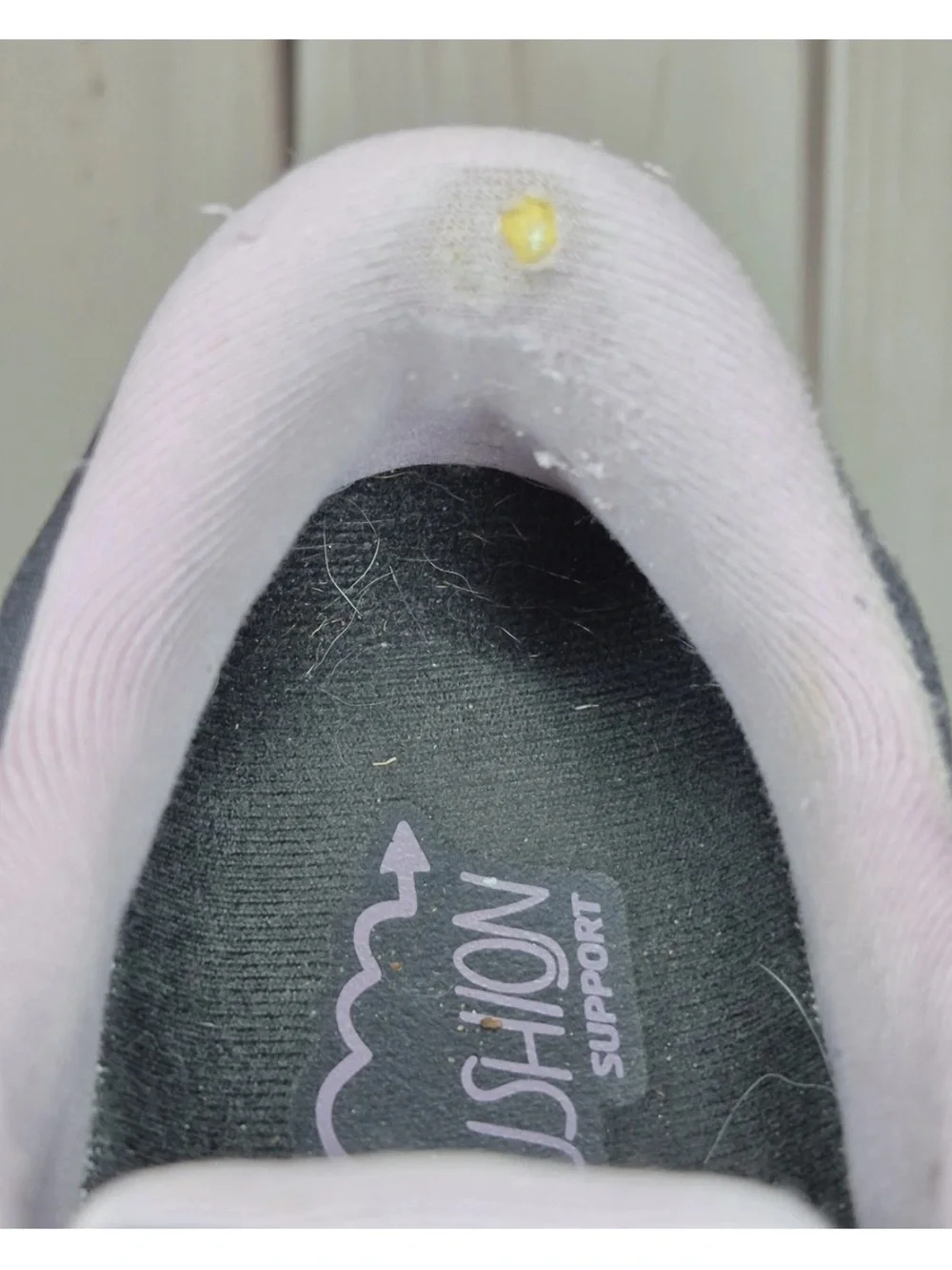 Brooks Adrenaline GTS 22 Women's Size 9D Wide Running Shoes Pearl Black